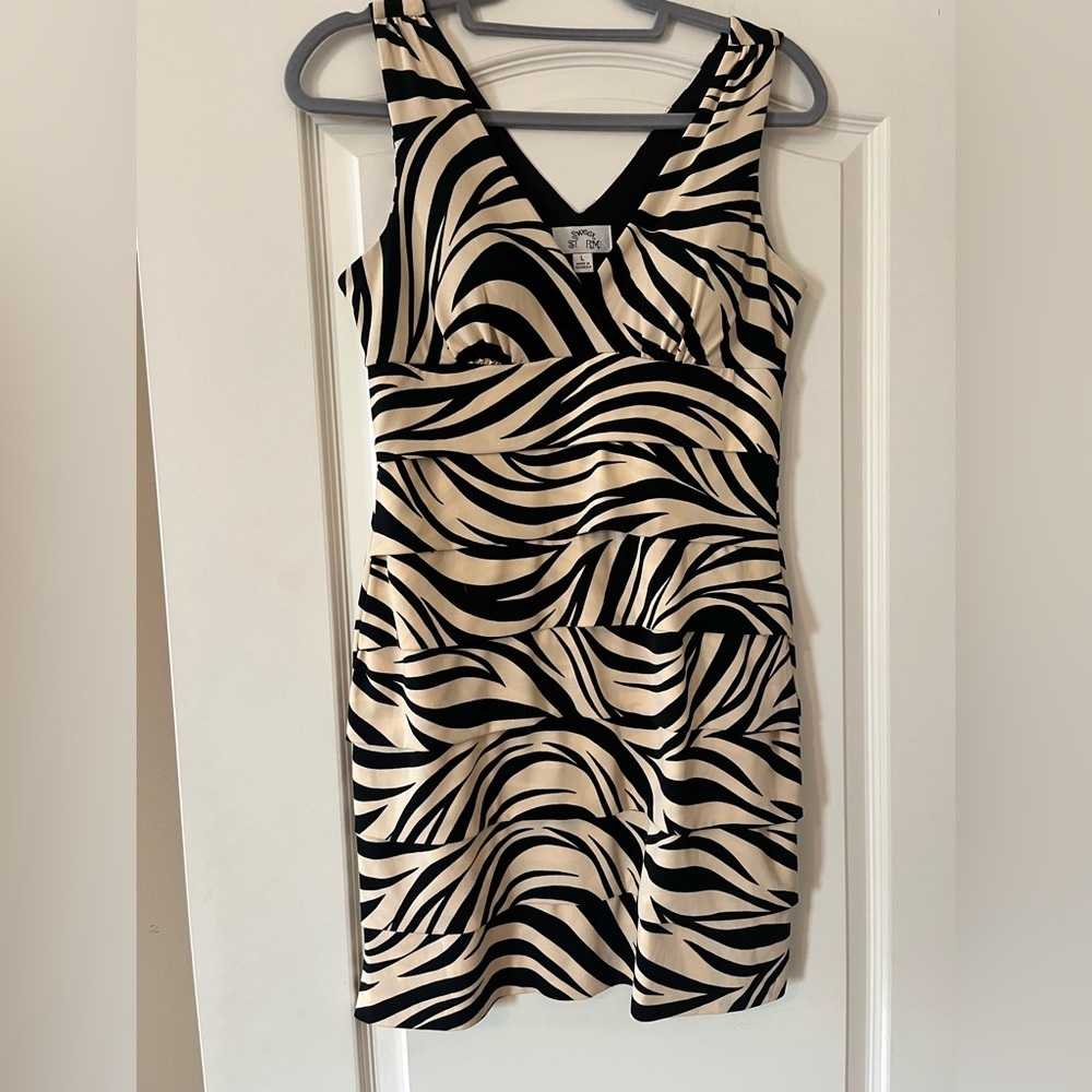 NWOT Sweet Storm Black and Cream Zebra Pattern Mini Dress Spandex Size Large - Picture 11 of 13